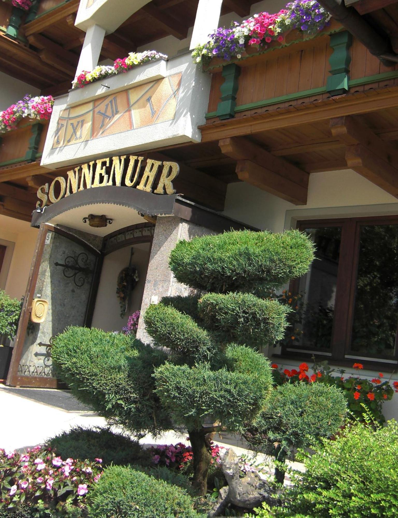 Hotel Sonnenuhr Kramsach Luaran gambar