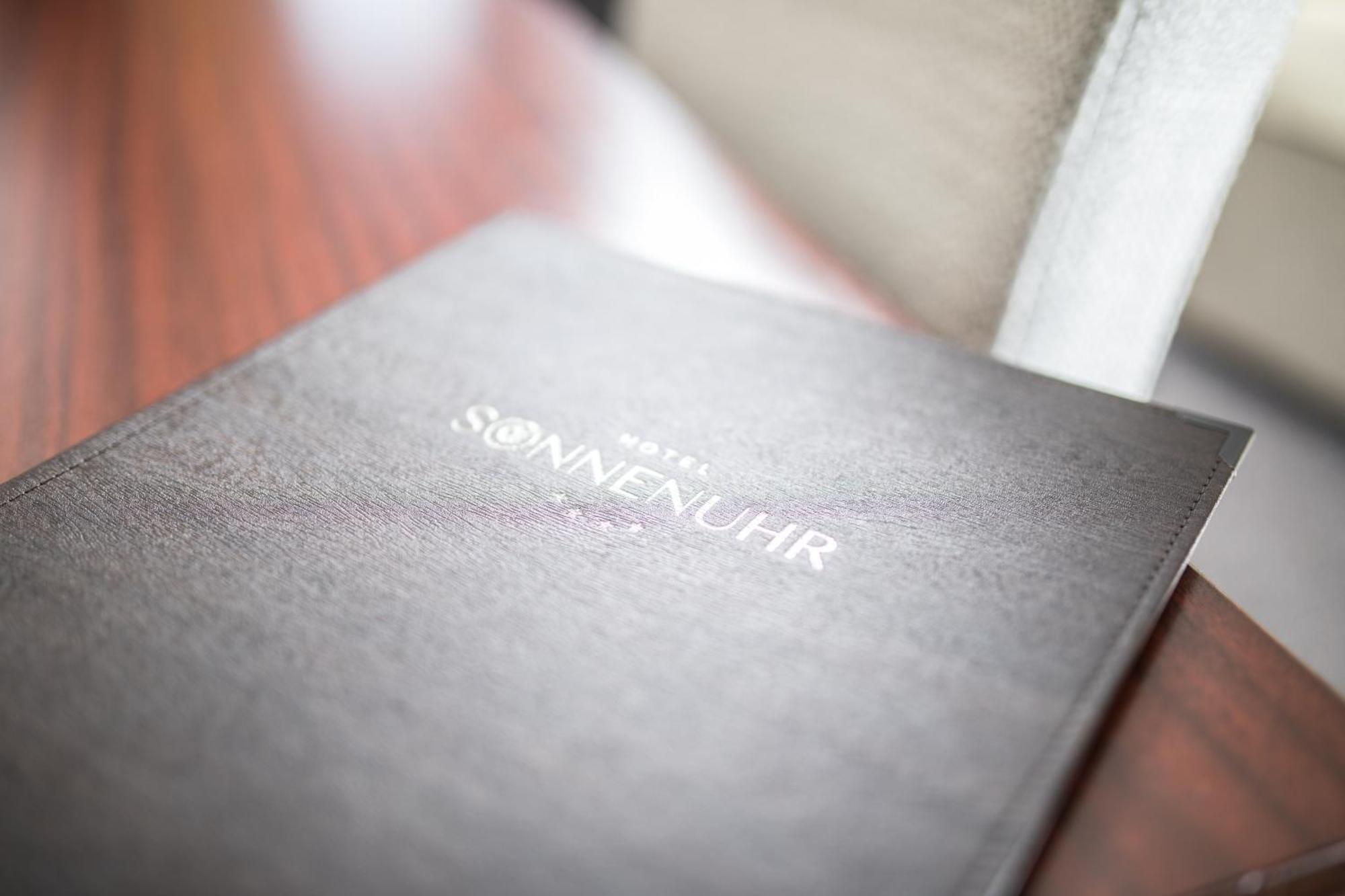 Hotel Sonnenuhr Kramsach Bilik gambar