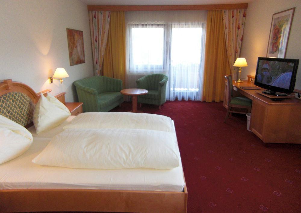 Hotel Sonnenuhr Kramsach Luaran gambar