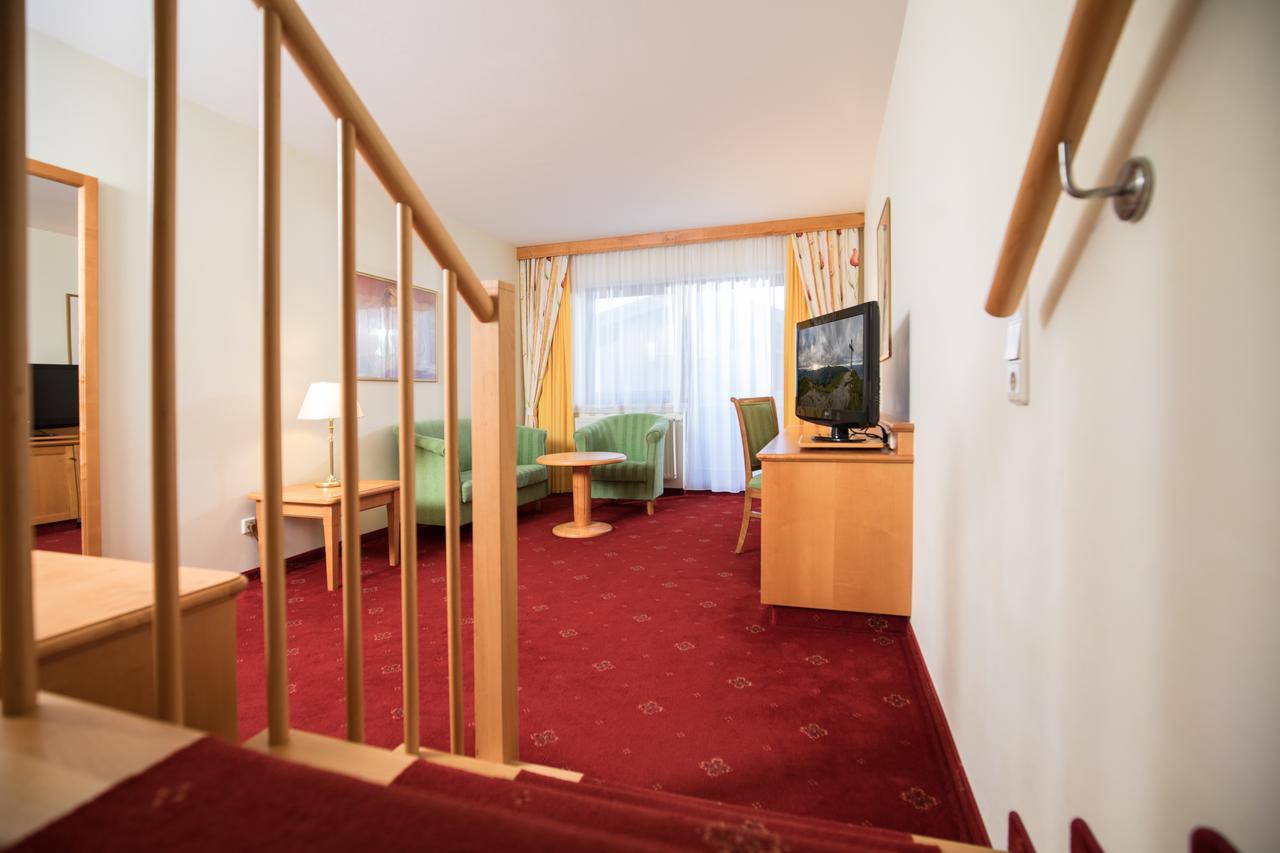 Hotel Sonnenuhr Kramsach Luaran gambar